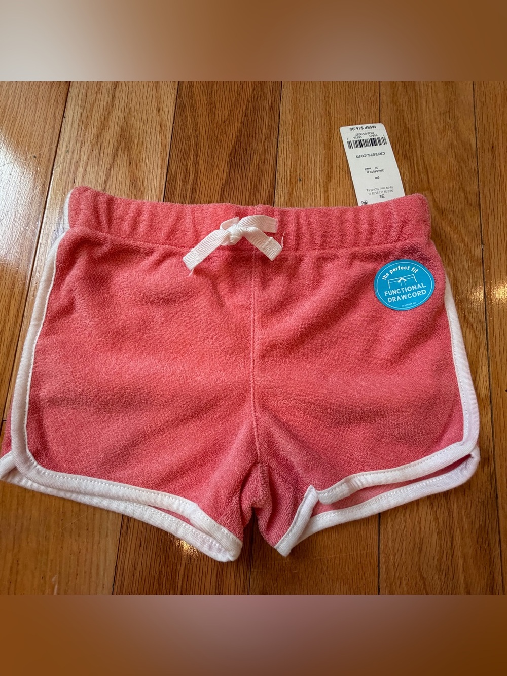 NEW shorts 3T for girl Carter’s